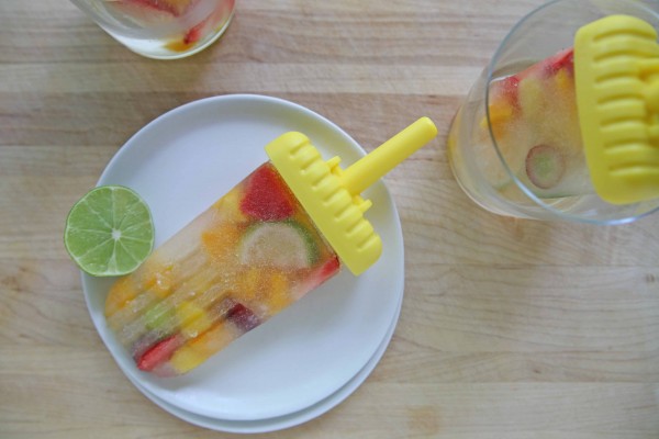 Mango-Lime White Sangria Popsicles | BourbonAndHoney.com