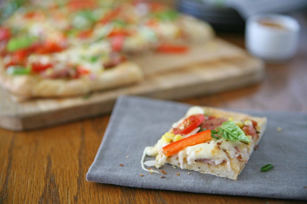 Farmers Market Pizza | BourbonAndHoney.com