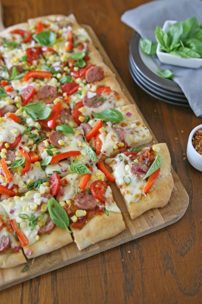 Farmers Market Pizza | BourbonAndHoney.com