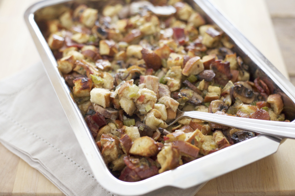 Pretzel Bread Stuffing with Bacon, Leeks and Mushrooms | BourbonAndHoney.com