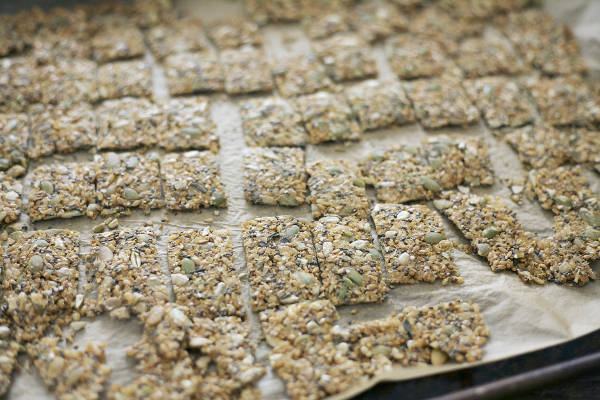 Rosemary Sea Salt Brown Rice Crackers | BourbonAndHoney.com