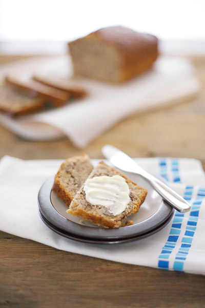 Bourbon Banana Bread | BourbonAndHoney.com