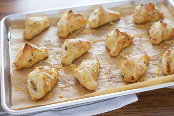 Mushroom and Gruyère Appetizer Puffs | BourbonAndHoney.com