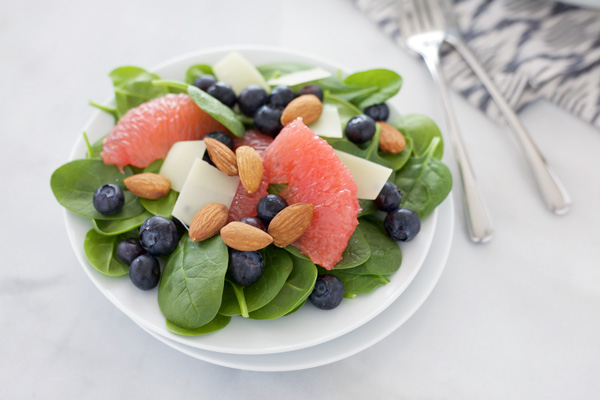 Almond, Blueberry and Grapefruit Salad | BourbonandHoney.com