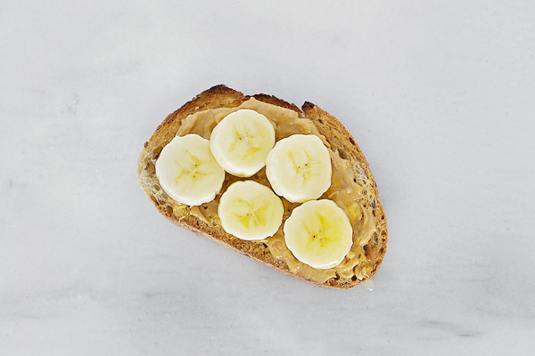 Peanut Butter and Banana Toast | BourbonAndHoney.com