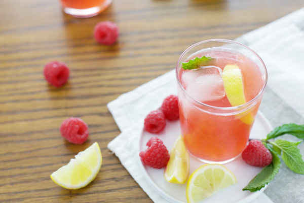 Bourbon and Honey Raspberry Lemonade | BourbonAndHoney.com 