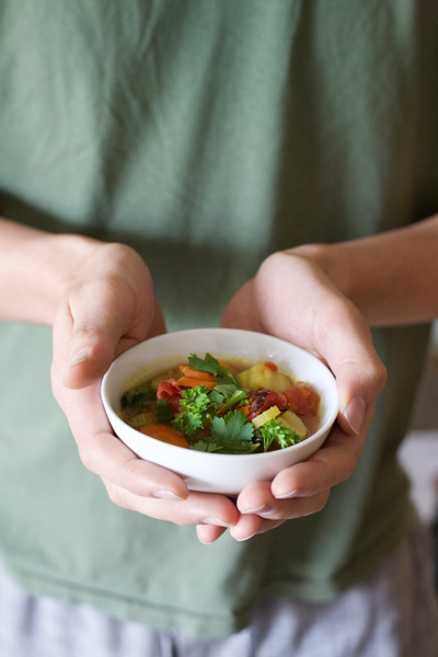 Hearty Vegetable Soup | BourbonandHoney.com