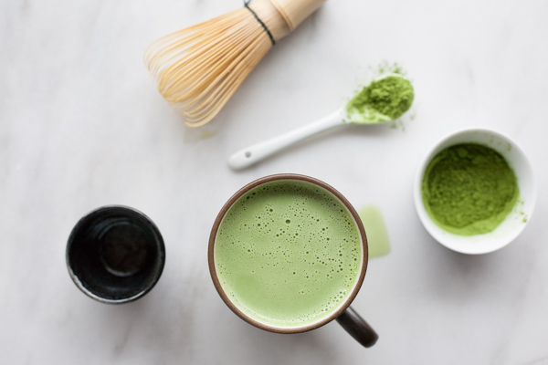 Vanilla Coconut Matcha Latte | BourbonandHoney.com