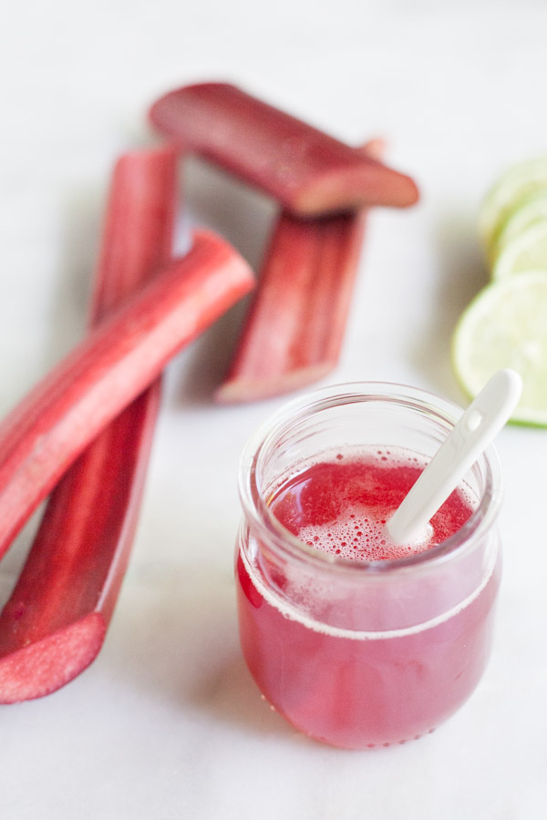 Rhubarb Old Fashioned Cocktail | BourbonandHoney.com -- Pour yourself a fresh, sweet, tart and boozy Rhubarb Old Fashioned cocktail to kick off the weekend or enjoy a summery afternoon.