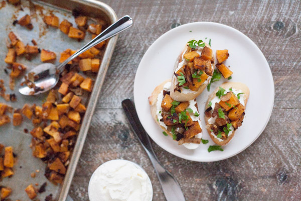 Butternut Squash Crostini with Whipped Goat Cheese | BourbonandHoney.com -- This seasonal and super savory Butternut Squash Crostini with Whipped Goat Cheese is the perfect holiday appetizer or party snack.