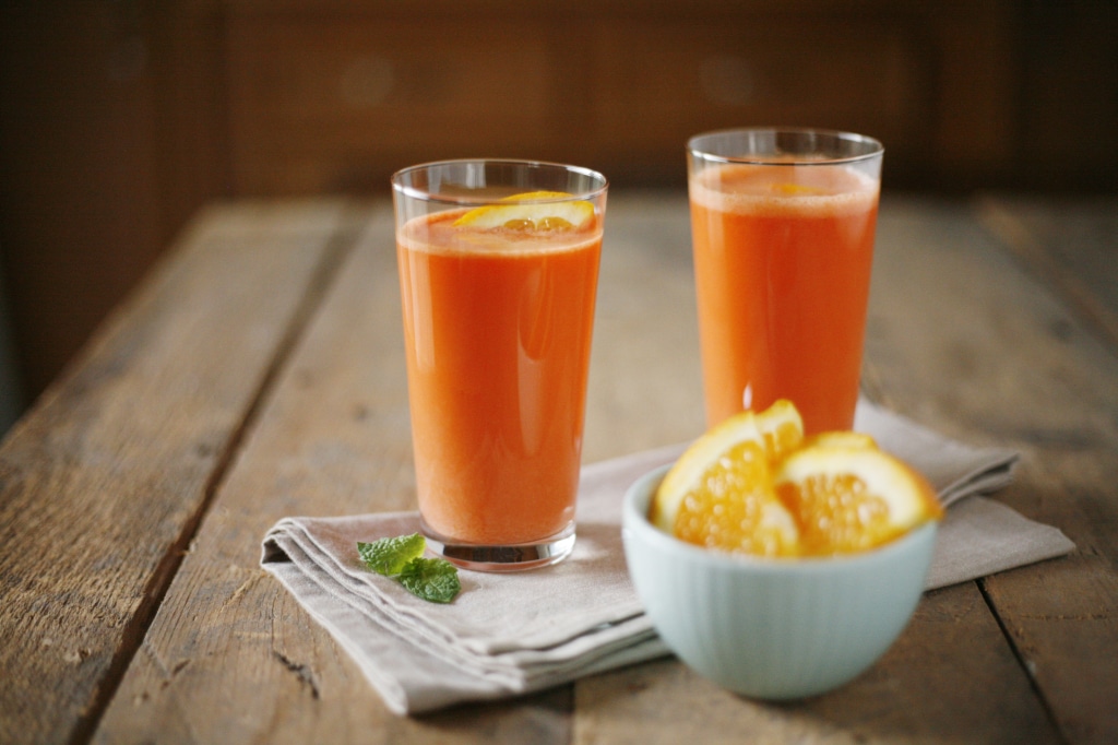 Carrot and Orange Fresh Pressed Juice | BourbonAndHoney.com