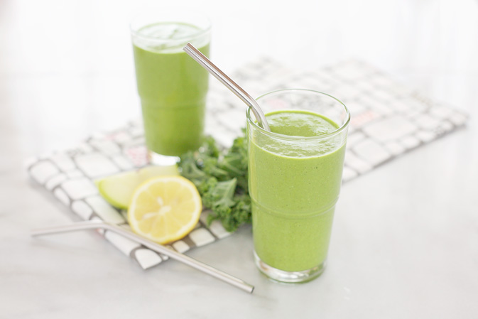 Green Smoothie | BourbonandHoney.com