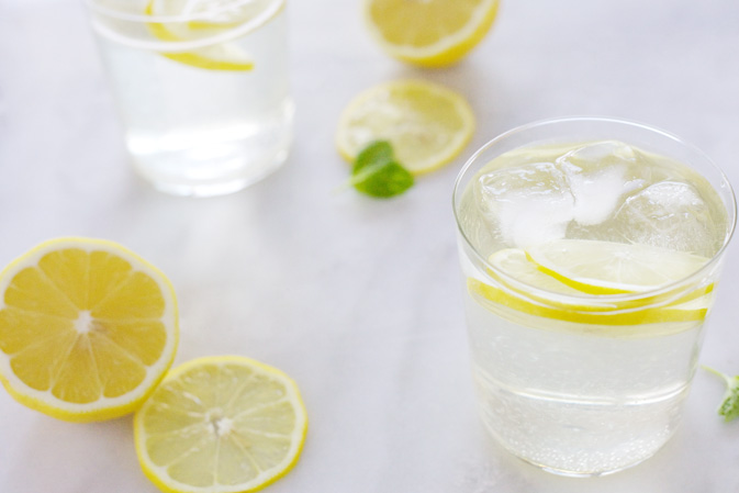 White Wine Spritzer | BourbonAndHoney.com