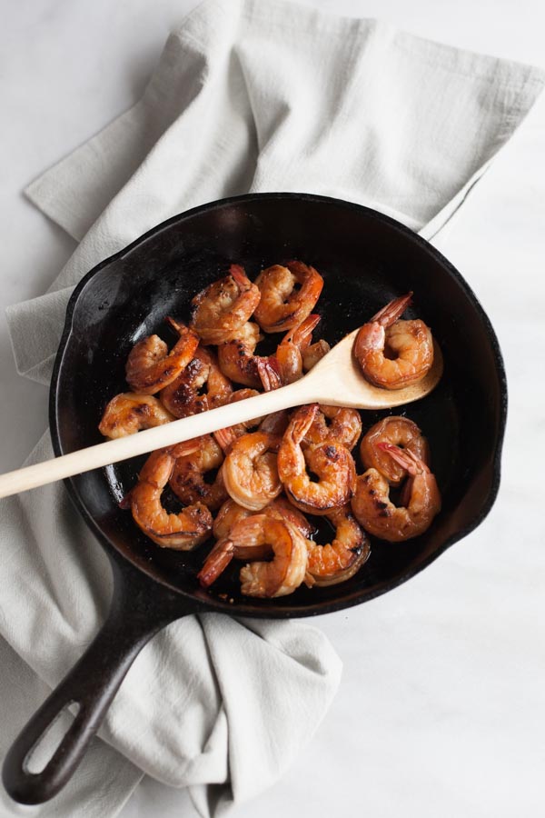 Bourbon and Honey Garlic Shrimp | BourbonandHoney.com -- Simple and delicious, this Bourbon and Honey Garlic Shrimp is the perfect weeknight dinner or party appetizer.