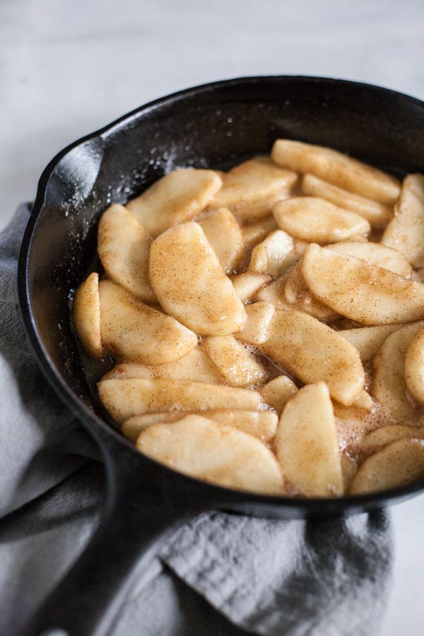 Apple Cinnamon Oven Pancake | BourbonandHoney.com -- Light and airy, this puffy Apple Cinnamon Oven Pancake is the perfect breakfast recipe, for your favorite fall apples or fresh fruit!